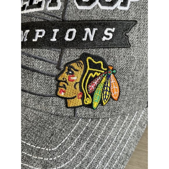 Reebok Chicago Blackhawks Center Ice Collection Stanley Cup Champions Hat 2013‎ - Picture 3 of 9